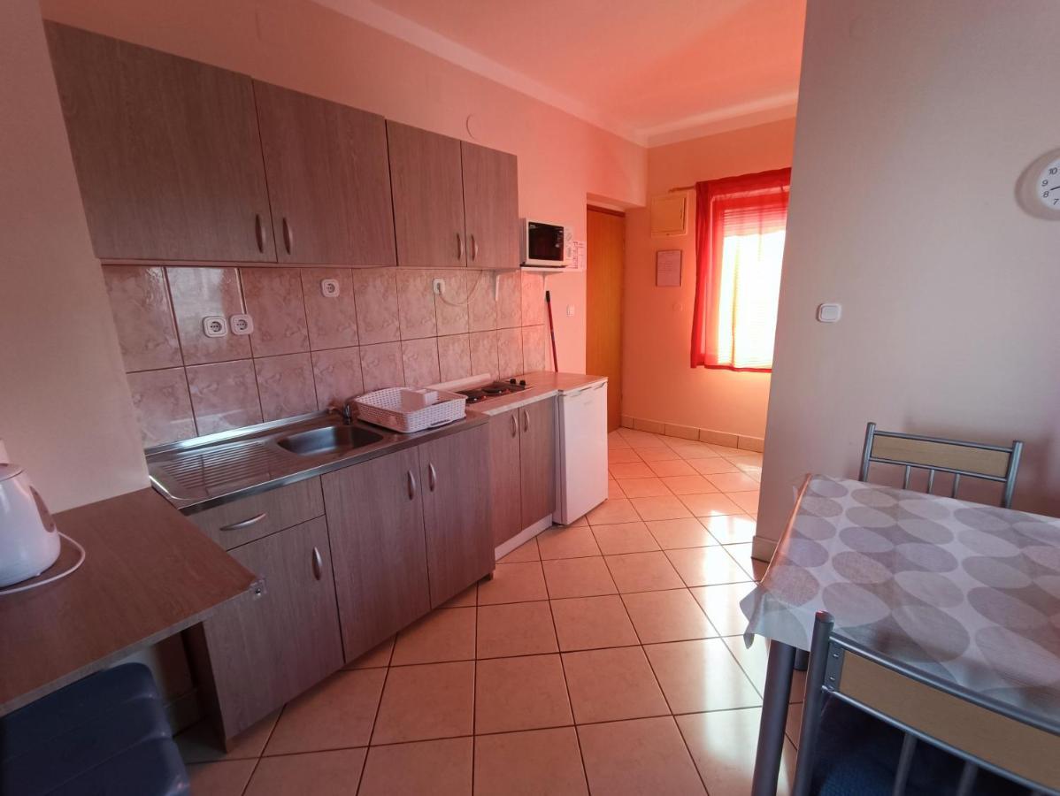 Studio Apartmani Zoric Šilo Eksteriør bilde