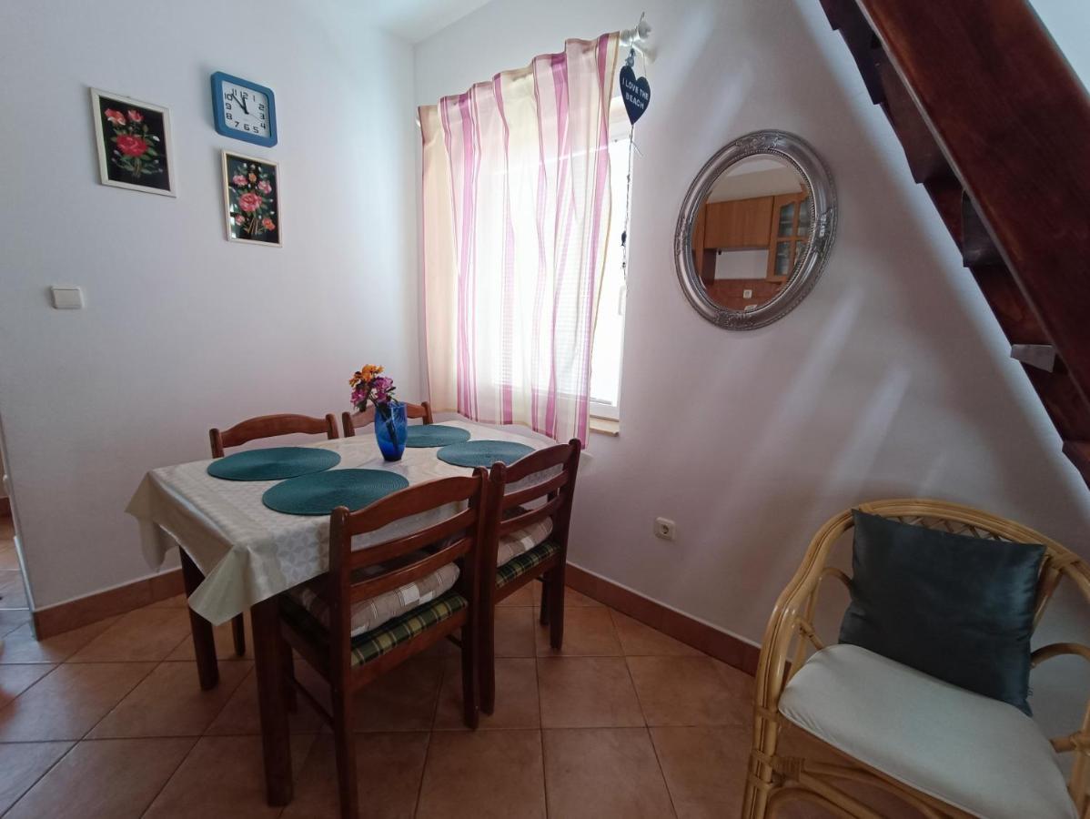 Studio Apartmani Zoric Šilo Eksteriør bilde